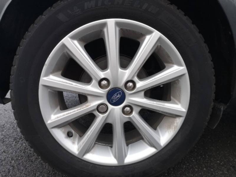 Ford Fiesta 1.0 EcoBoost 95ch Titanium 5p  occasion � Saint-Maximin - photo n�11