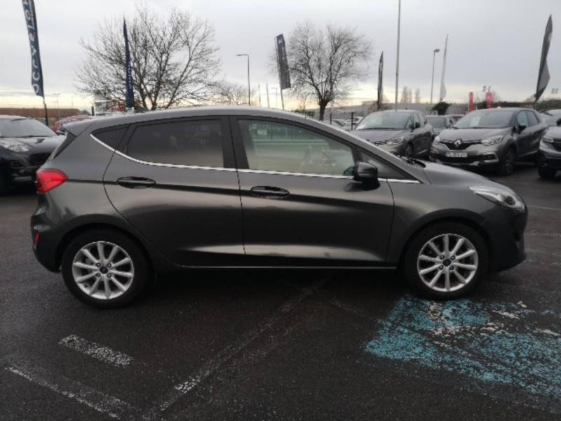 Ford Fiesta 1.0 EcoBoost 95ch Titanium 5p  occasion � Saint-Maximin - photo n�4