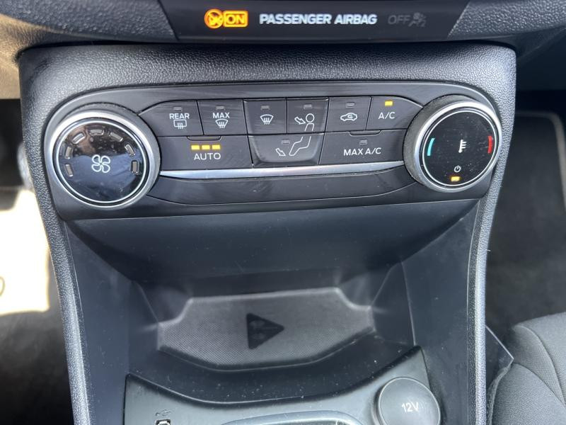 Ford Fiesta 1.0 EcoBoost Hybrid 125ch Titanium Business 5p  occasion  Fleury-les-Aubrais - photo n15