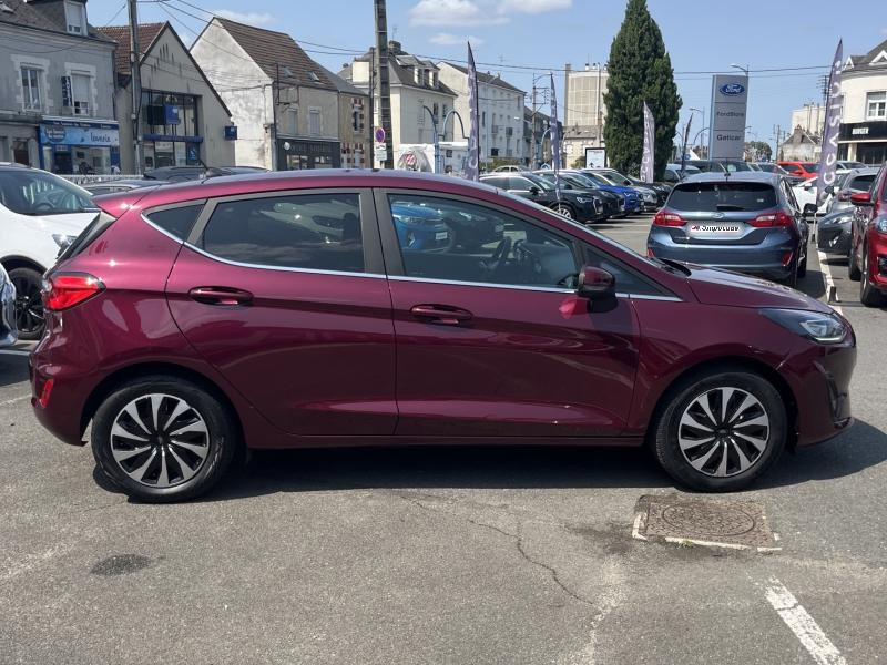 Ford Fiesta 1.0 EcoBoost Hybrid 125ch Titanium Business 5p  occasion  Fleury-les-Aubrais - photo n4