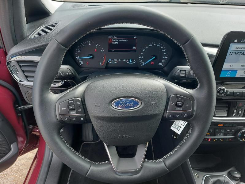 Ford Fiesta 1.0 EcoBoost Hybrid 125ch Titanium Business 5p  occasion  Dole - photo n15