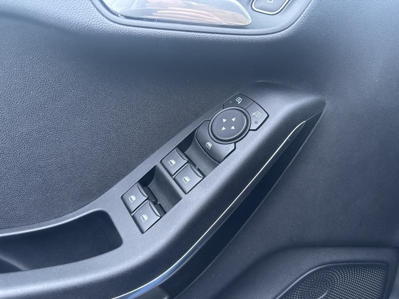 Ford Fiesta 1.0 Flexifuel 95 ch Titanium Business 5p  occasion � Barberey-Saint-Sulpice - photo n�20