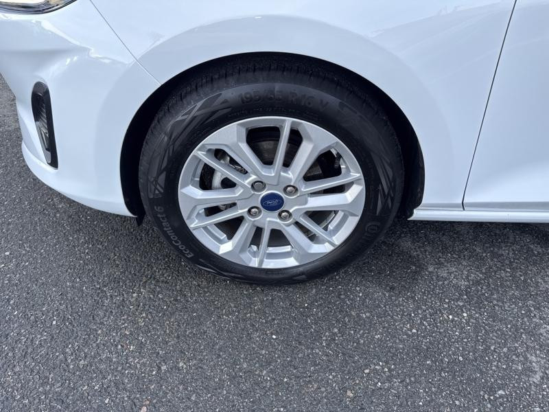 Ford Fiesta 1.0 Flexifuel 95ch Titanium Business 5p  occasion  Fleury-les-Aubrais - photo n9