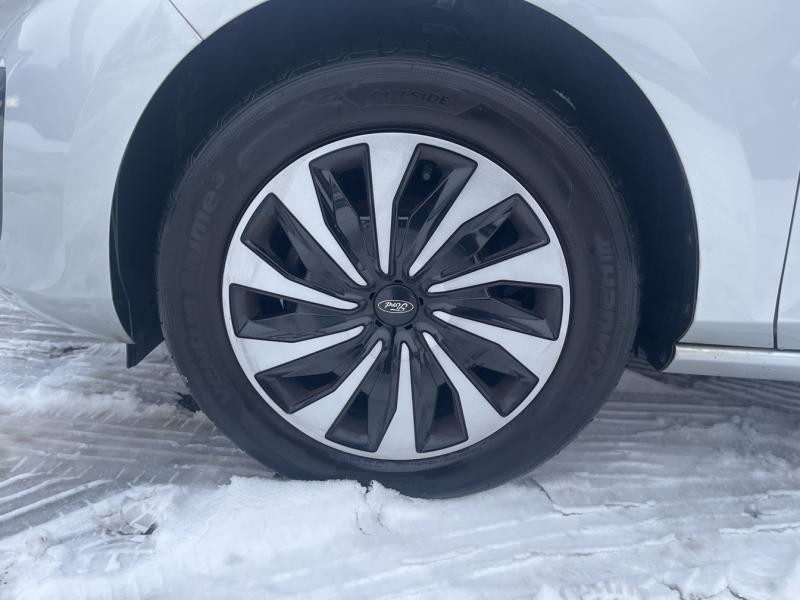 Ford Fiesta 1.0 Flexifuel 95ch Titanium Business 5p  occasion � Fleury-les-Aubrais - photo n�9