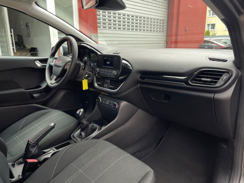 Ford Fiesta 1.1 70 ch BVM  occasion  Beaupuy - photo n13