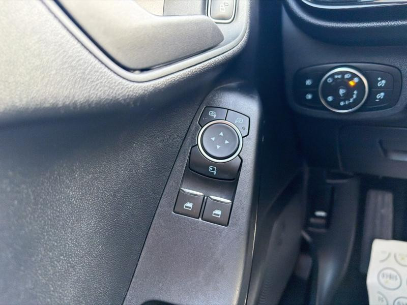 Ford Fiesta 1.1 75ch Connect Business 5p  occasion � Dijon - photo n�19