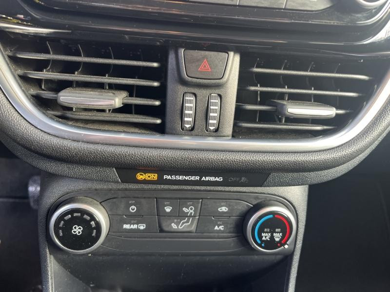 Ford Fiesta 1.1 75ch Cool & Connect 5p  occasion  Dijon - photo n18