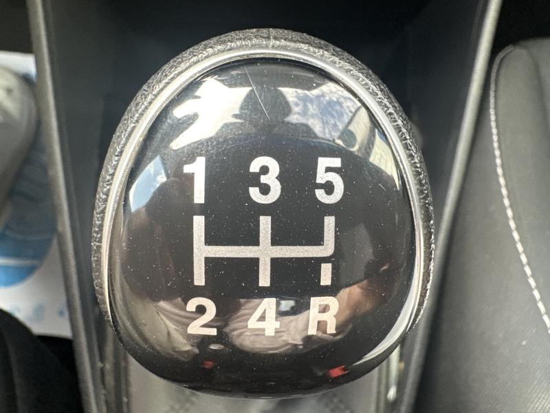 Ford Fiesta 1.1 75ch Cool & Connect 5p  occasion  Auxerre - photo n19