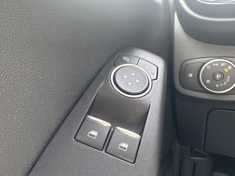 Ford Fiesta 1.1 75ch Cool & Connect 5p  occasion  Auxerre - photo n20