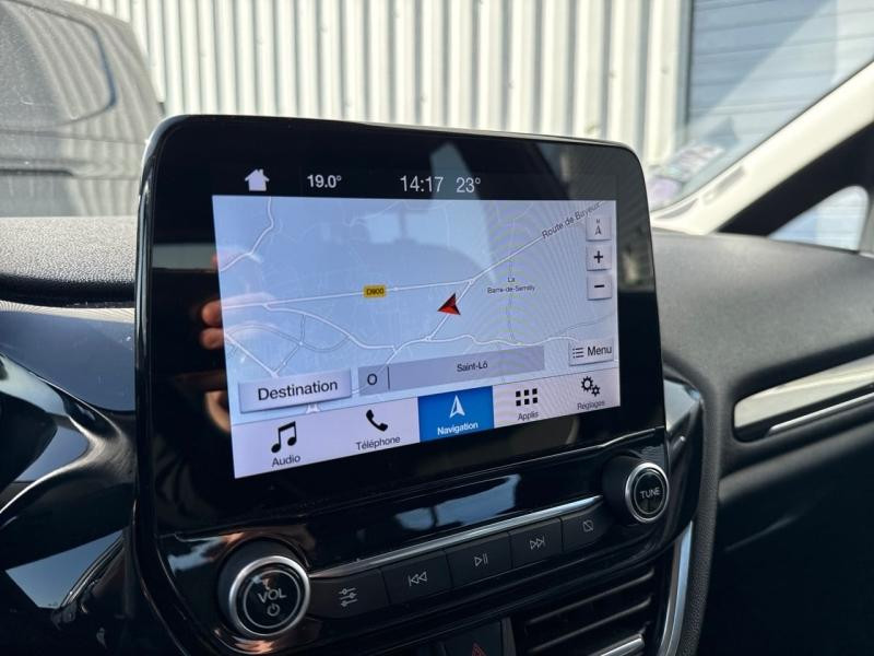 Ford Fiesta 1.1 85ch Cool & Connect 5p Euro6.2  occasion � Saint-L� - photo n�13
