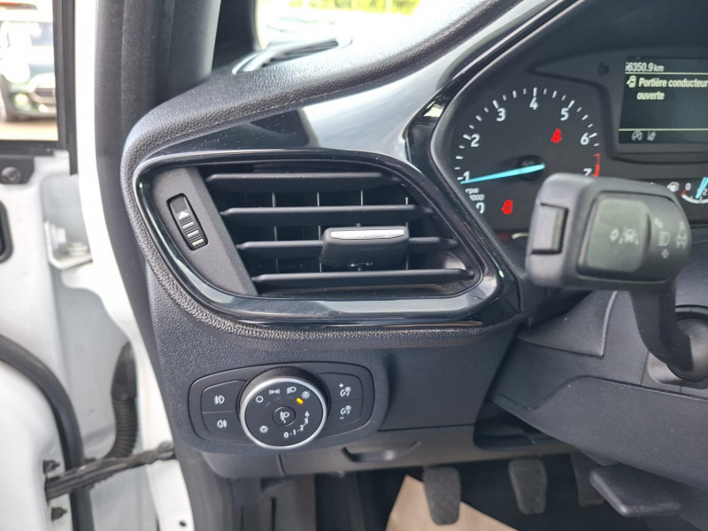 Ford Fiesta 1.1i - 75 BERLINE Connect Business Nav  occasion  Bessires - photo n17