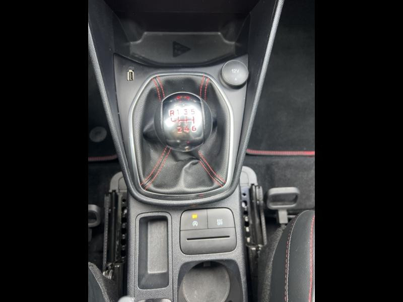 Ford Fiesta 1.5 EcoBoost 200ch ST 5p 2022 - photo n°16 Ford Fiesta 1.5 EcoBoost 200ch ST 5p  occasion à Fleury-les-Aubrais - photo n°16