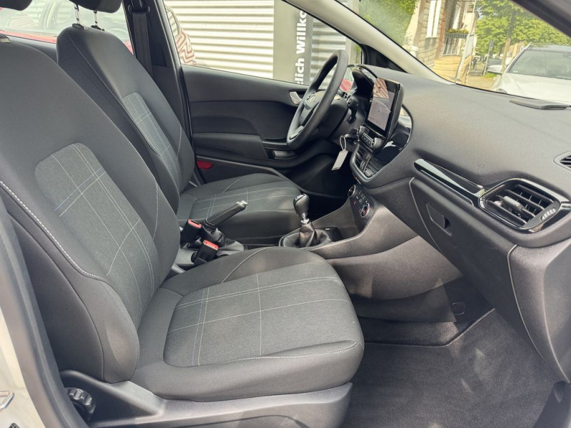 Ford Fiesta 1.5 TDCi 85 ch BVM  occasion  Beaupuy - photo n6