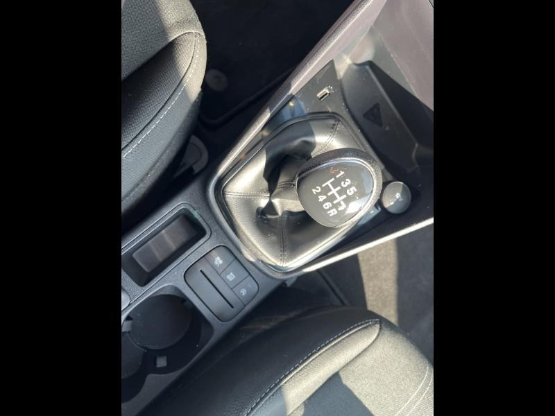 Ford Fiesta 1.5 TDCi 85ch Connect Business Nav 5p  occasion  Fleury-les-Aubrais - photo n19