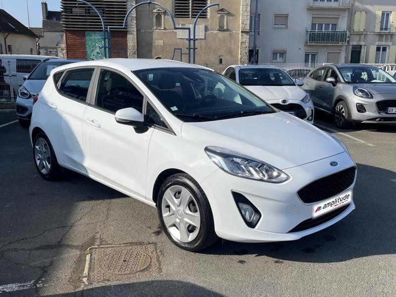 Ford Fiesta 1.5 TDCi 85ch Connect Business Nav 5p  occasion  Fleury-les-Aubrais - photo n3