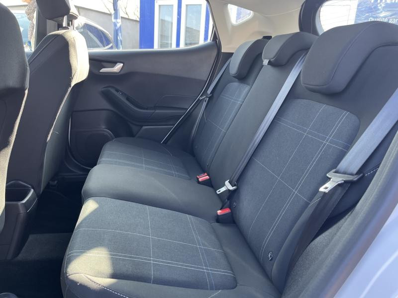 Ford Fiesta 1.5 TDCi 85ch Connect Business Nav 5p  occasion  Fleury-les-Aubrais - photo n14