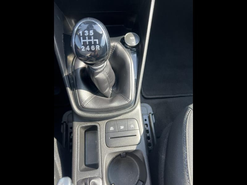 Ford Fiesta 1.5 TDCi 85ch Stop&Start Business 3p Euro6.2  occasion  Fleury-les-Aubrais - photo n14