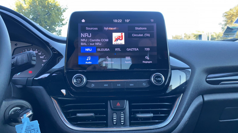 Ford Fiesta Fiesta 1.0 EcoBoost 100 ch S&S BVM6 Trend 5p  occasion  Anglet - photo n13