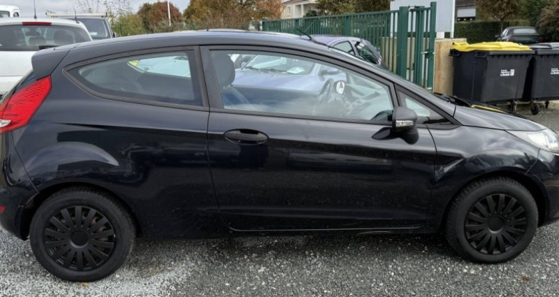 Ford Fiesta IV 1.4 TDCi 68ch Ambiente 3p 2010 - photo n°4 Ford Fiesta IV 1.4 TDCi 68ch Ambiente 3p  occasion à Saint-Médard-d'Aunis - photo n°4