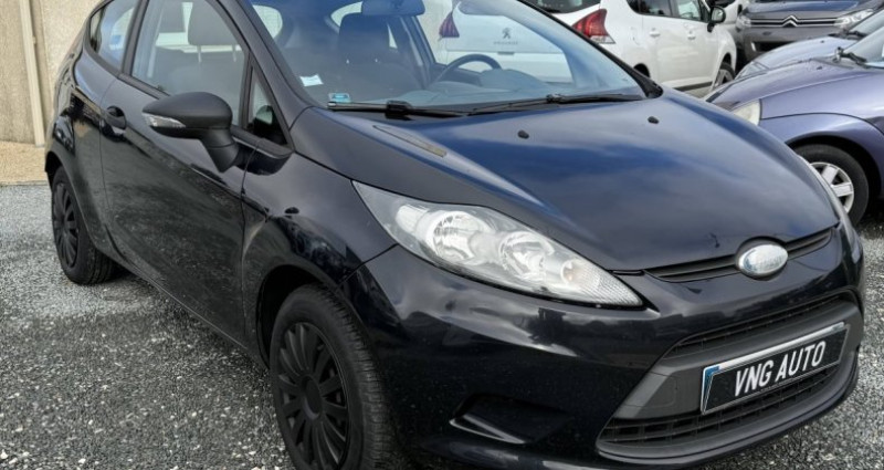 Ford Fiesta IV 1.4 TDCi 68ch Ambiente 3p 2010 - photo n°3 Ford Fiesta IV 1.4 TDCi 68ch Ambiente 3p  occasion à Saint-Médard-d'Aunis - photo n°3