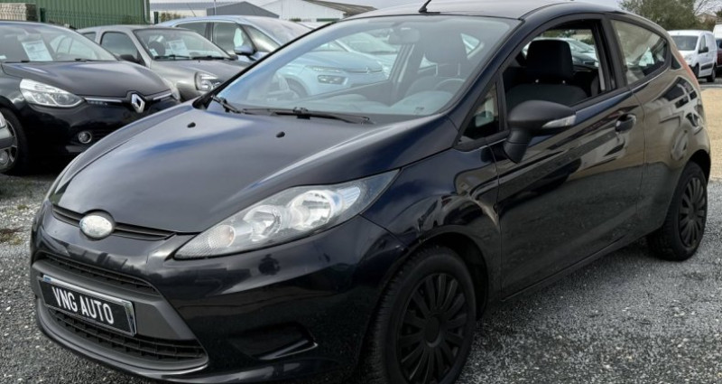 Ford Fiesta IV 1.4 TDCi 68ch Ambiente 3p 2010 Ford Fiesta IV 1.4 TDCi 68ch Ambiente 3p  occasion à Saint-Médard-d'Aunis