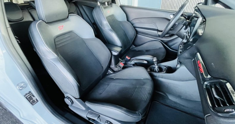 Ford Fiesta ST 1,5 200 PACK PERFORMANCE DIFFERENTIEL LAUNCH CONTROL GPS  2018 - photo n°5 Ford Fiesta ST 1,5 200 PACK PERFORMANCE DIFFERENTIEL LAUNCH CONTROL GPS   occasion à Phalsbourg - photo n°5