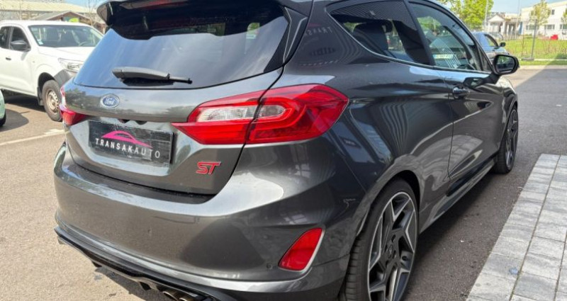 Ford Fiesta st200 1.6 ecoboost 200 avec carplay camera de recul sieges c  occasion  Schweighouse-sur-Moder - photo n7