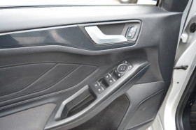 Ford Focus SW 1.0 ECOBOOST 125CH ST-LINE  occasion � Toulouse - photo n�13