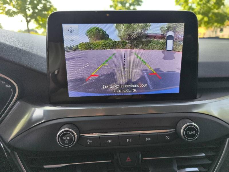 Ford Focus SW 1.0 EcoBoost 125ch Titanium BVA  occasion  Saint-Doulchard - photo n20