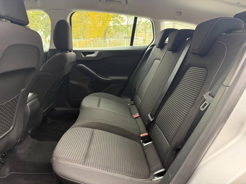 Ford Focus SW 1.0 EcoBoost 125ch Titanium X Business + Sièges chauffants 2023 - photo n°5 Ford Focus SW 1.0 EcoBoost 125ch Titanium X Business + Sièges chauffants  occasion à SAINT-GREGOIRE - photo n°5