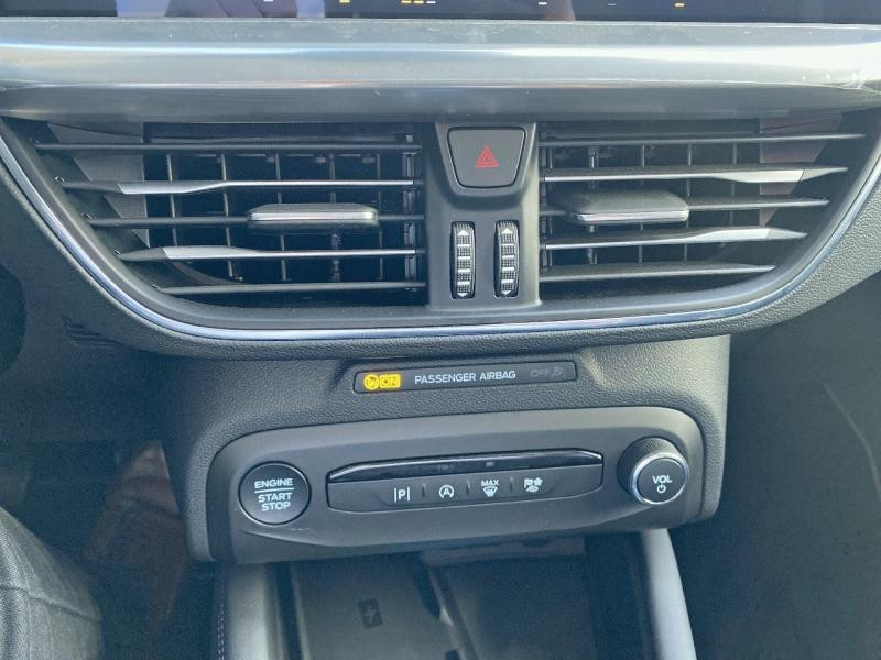 Ford Focus SW 1.0 EcoBoost mHEV 125ch Titanium X Business  occasion  Cherbourg-Octeville - photo n18