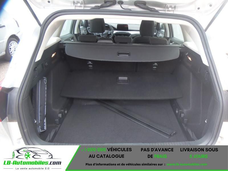 Ford Focus SW 1.0 Flexifuel 125 mHEV BVA 2022 - photo n°8 Ford Focus SW 1.0 Flexifuel 125 mHEV BVA  occasion à Beaupuy - photo n°8