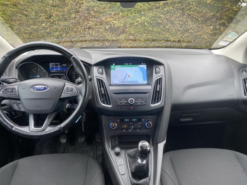 Ford Focus SW 1.5 TDCi 120ch Stop&Start Titanium  occasion  Saint-Doulchard - photo n14