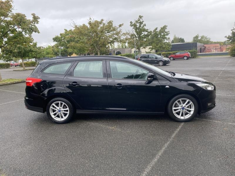 Ford Focus SW 1.5 TDCi 120ch Stop&Start Titanium  occasion  Saint-Doulchard - photo n4