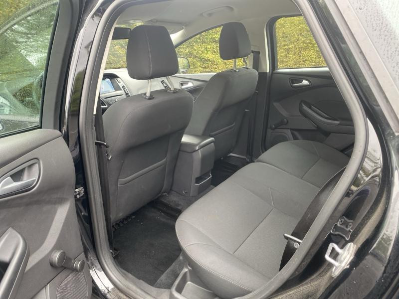 Ford Focus SW 1.5 TDCi 120ch Stop&Start Titanium  occasion  Saint-Doulchard - photo n12