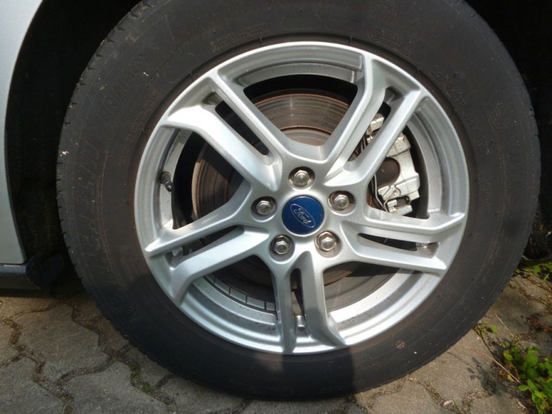 Ford Focus SW 2.0 EcoBlue 150 BVA  occasion  Beaupuy - photo n8