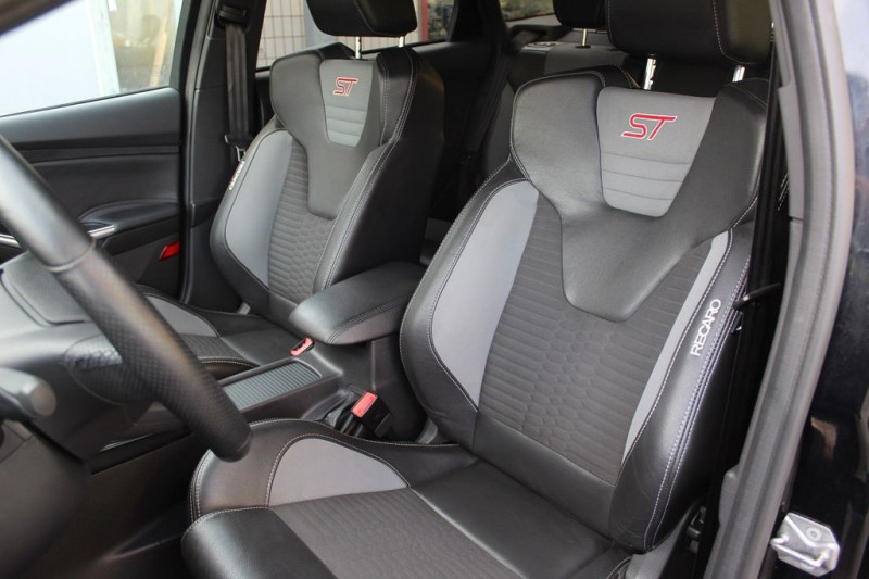 Ford Focus SW ST 2.0 EcoBoost 250  occasion  Beaupuy - photo n7