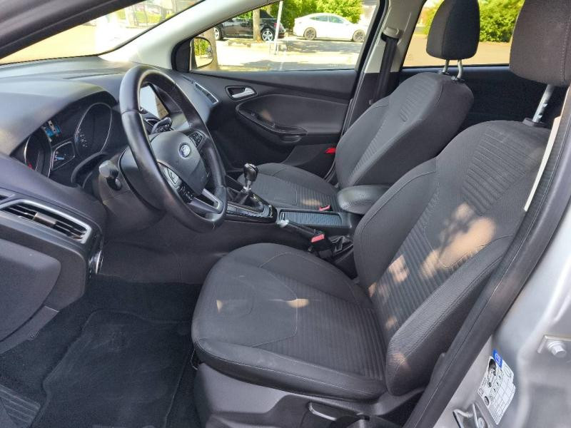 Ford Focus 1.0 EcoBoost 125ch Stop&Start Titanium  occasion  Saint-Doulchard - photo n11