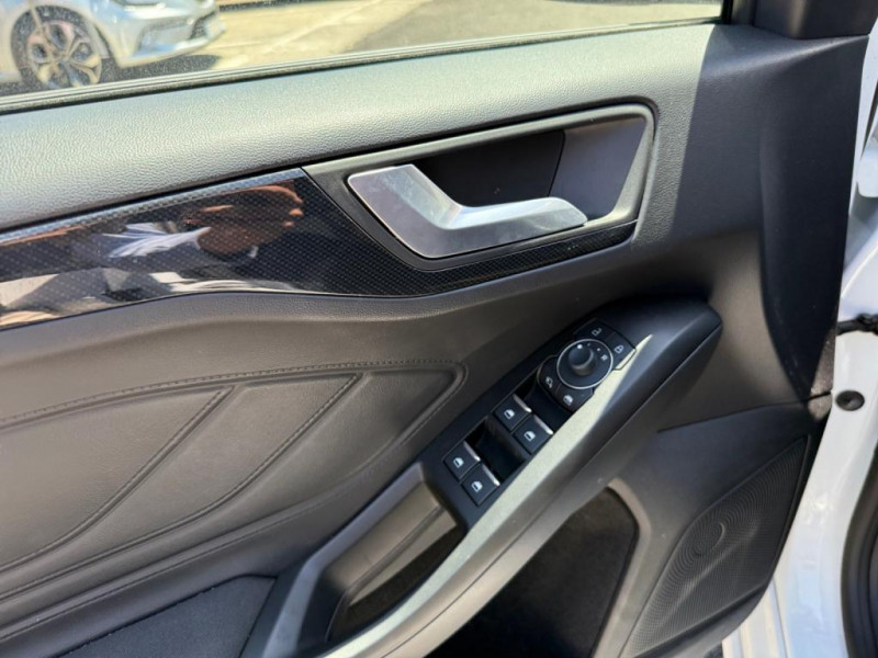 Ford Focus 1.0 ecoboost 155 s&s mhev powershift ST-LINE X  occasion à Mrignac - photo n°17