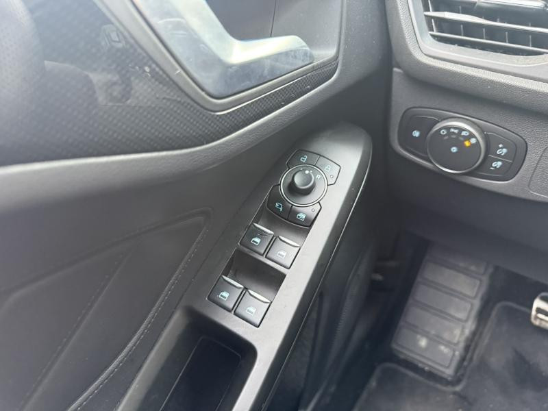 Ford Focus 1.0 EcoBoost mHEV 125ch ST-Line X  occasion � Saint-Doulchard - photo n�20