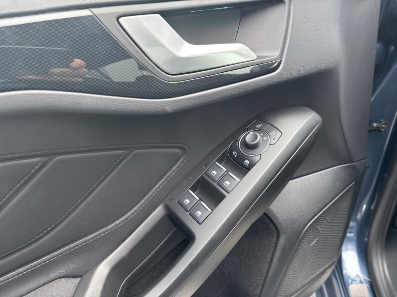 Ford Focus 1.0 EcoBoost mHEV 155ch ST-Line X Powershift 2024 - photo n°20 Ford Focus 1.0 EcoBoost mHEV 155ch ST-Line X Powershift  occasion à Olivet - photo n°20