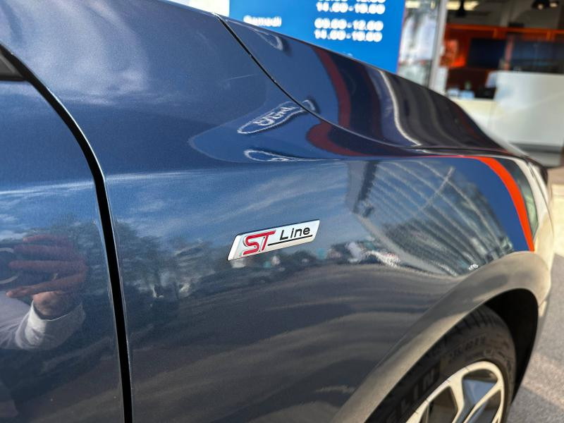 Ford Focus 1.0 Flexifuel mHEV 125ch ST-Line X Powershift  occasion  Dijon - photo n14