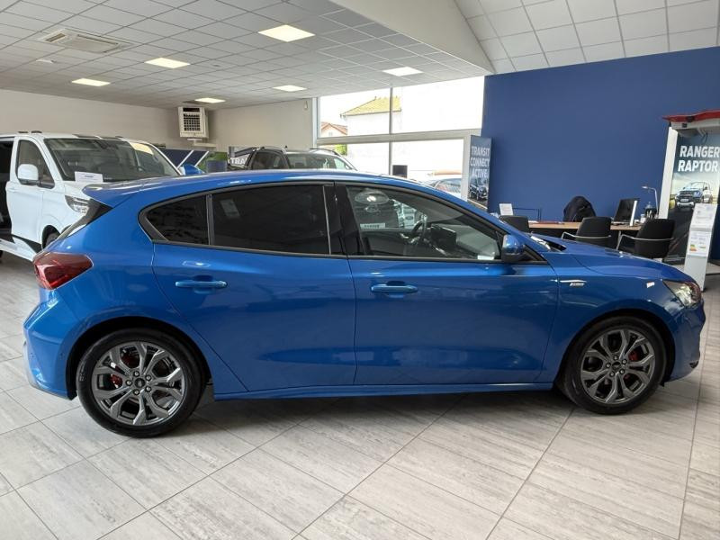 Ford Focus 1.5 EcoBlue 115ch ST-Line X BVA8  occasion  Brie-Comte-Robert - photo n7