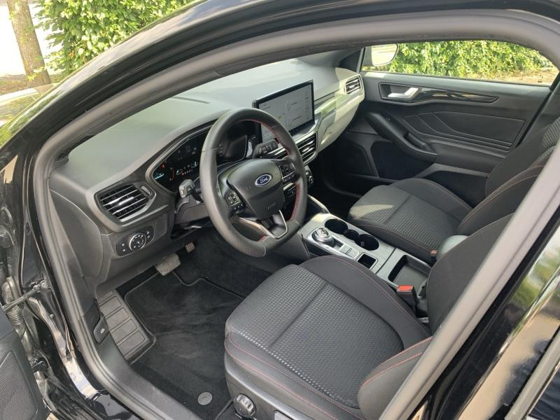 Ford Focus 1.5 EcoBlue 115ch ST-Line X BVA8  occasion  Saint-Doulchard - photo n10