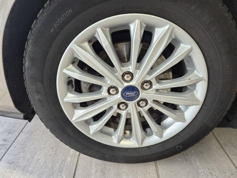 Ford Focus 1.5 EcoBlue 120 ch Titanium BVA 2019 - photo n°14 Ford Focus 1.5 EcoBlue 120 ch Titanium BVA  occasion à Chaumont - photo n°14