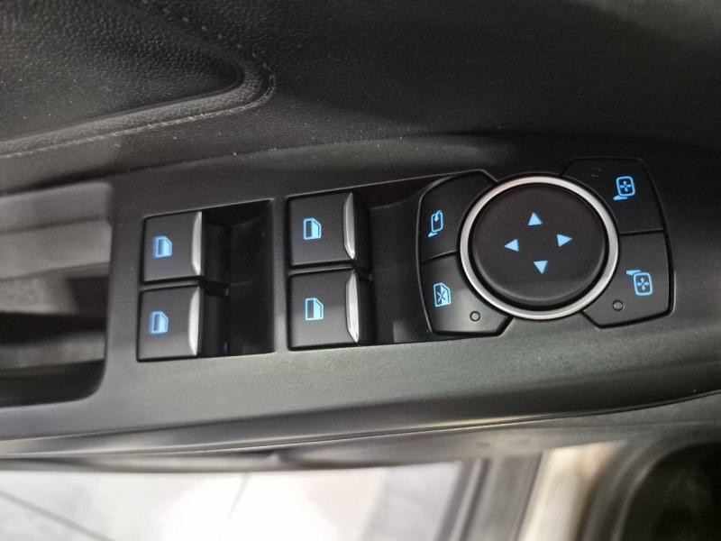 Ford Focus 1.5 EcoBlue 120 ch Titanium BVA 2019 - photo n°16 Ford Focus 1.5 EcoBlue 120 ch Titanium BVA  occasion à Chaumont - photo n°16