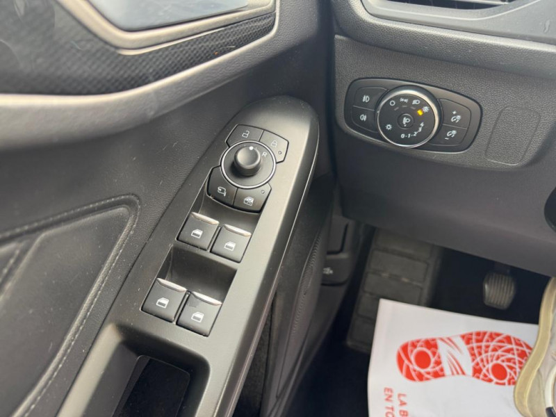 Ford Focus 1.5 EcoBlue 120ch Titanium X Business 2022 - photo n°15 Ford Focus 1.5 EcoBlue 120ch Titanium X Business  occasion à Lormont - photo n°15