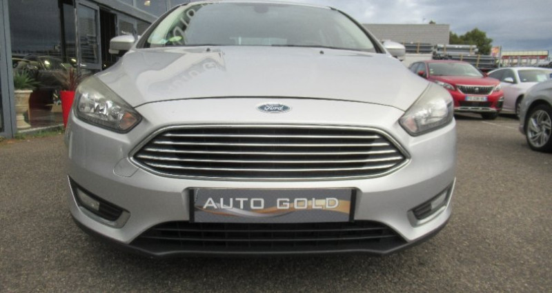 Ford Focus 1.5 TDCi 120 SetS Black 2015 - photo n°2 Ford Focus 1.5 TDCi 120 SetS Black  occasion à AUBIERE - photo n°2