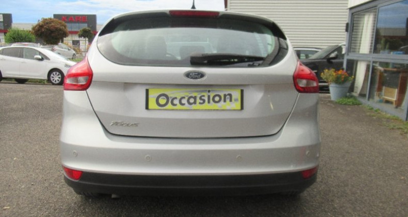 Ford Focus 1.5 TDCi 120 SetS Black 2015 - photo n°5 Ford Focus 1.5 TDCi 120 SetS Black  occasion à AUBIERE - photo n°5