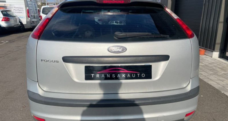 Ford Focus 1.6 - 100 ambiente avec climatisation bluetooth entretien fa  occasion à Schweighouse-sur-Moder - photo n°3